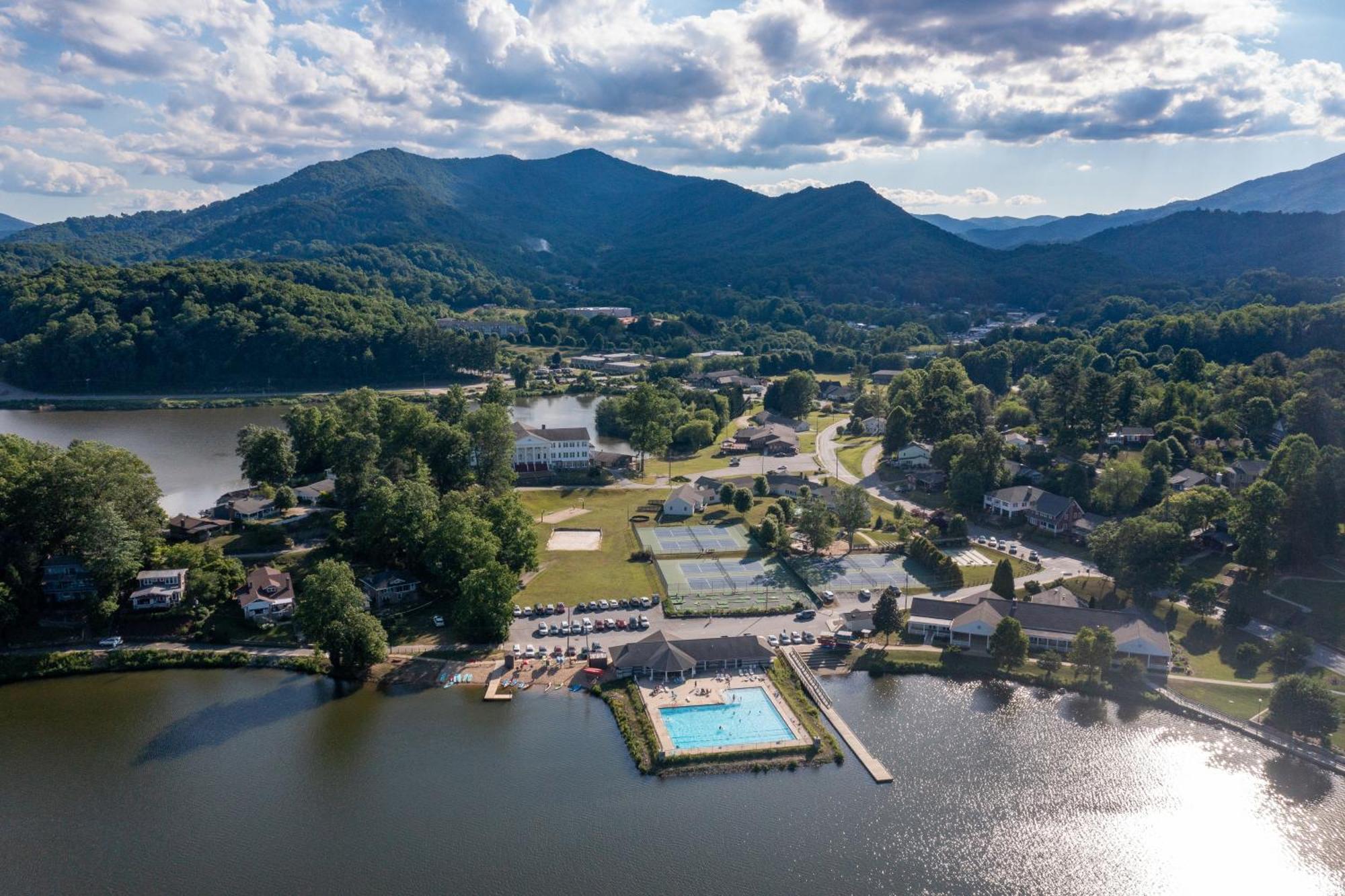 Chapel Side Villa Lake Junaluska Exterior photo